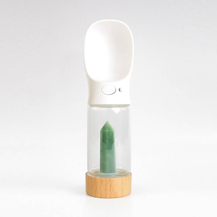 Merci Collective krystalvandflaske med grøn aventurin til kæledyr for engroshandel hos Merci Collective