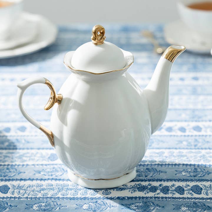 Grace Teaware - Wholesale Tea Pot - White Gold Scallop 40oz Fine Porcelain Teapot