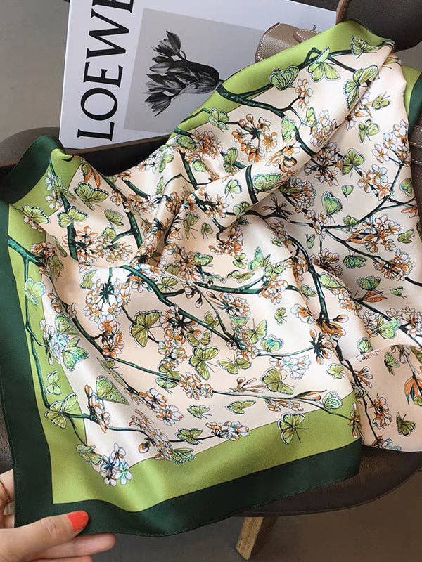 GRÜN Blumendruck Schal & Tuch - Grüne Farbe, Quadratische Form für den Großhandel auf Faire4