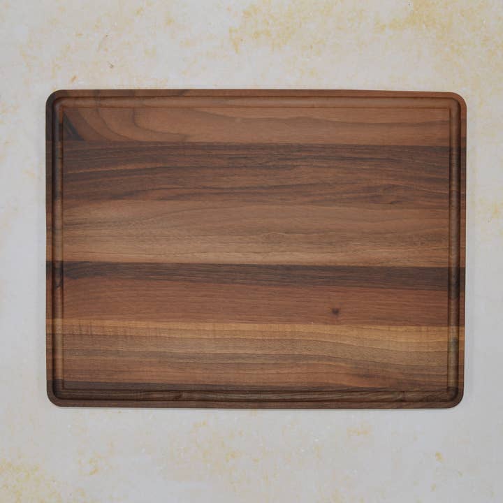 Breza PR Cedomir Vitkovac - Wholesale Cutting Board - Natural Walnut Serving & Cutting Board – 37x28 cm8