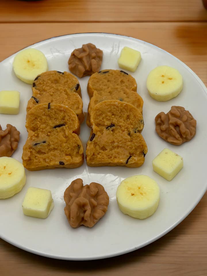 Banana Bread Soy Wax Melts/Bananas, Walnuts, Bread, Butter for wholesale by Wax and Wix Bakery®