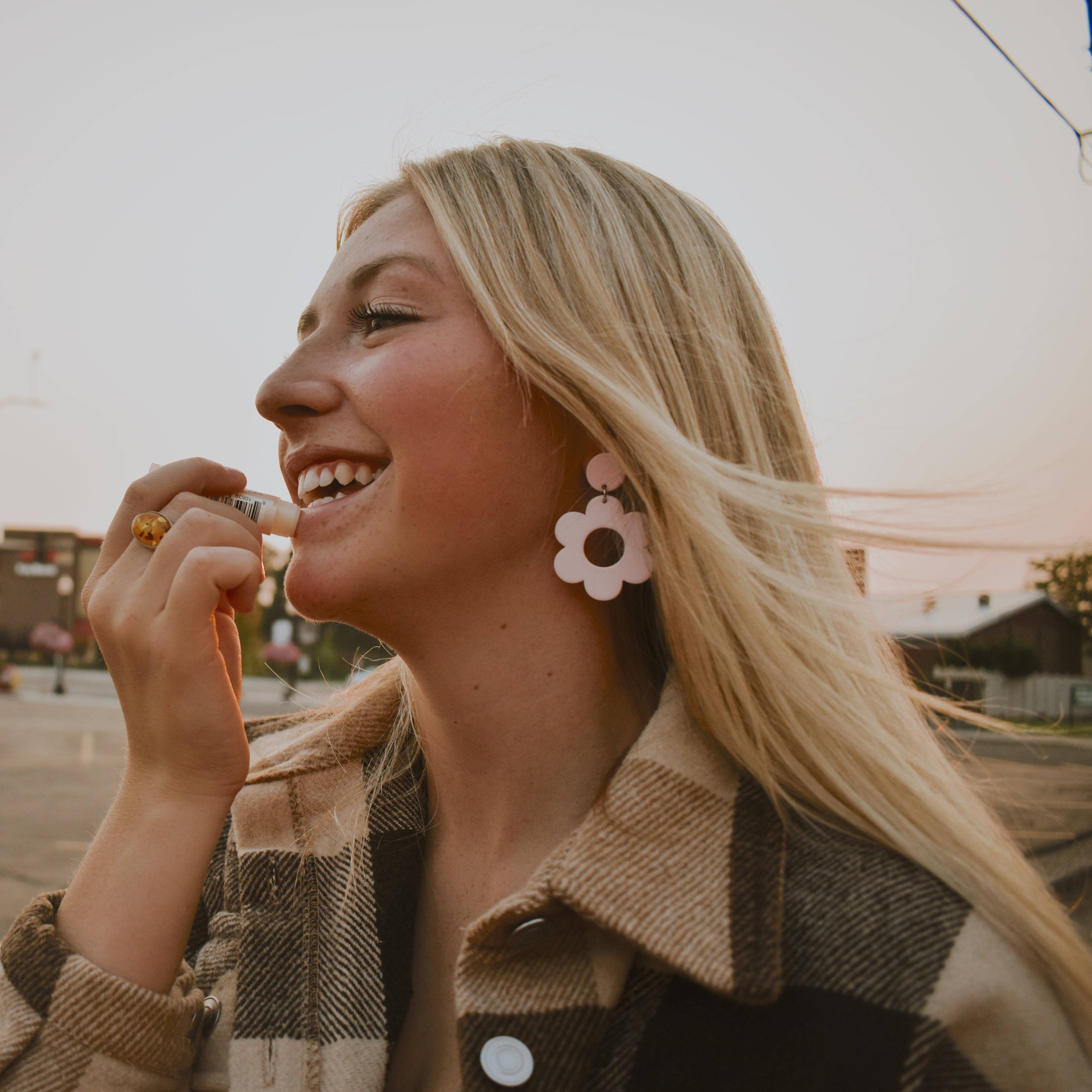 Delight Naturals - Wholesale Lip Balm Set - Smooth Sippin' White Wine Lip Balm Set6