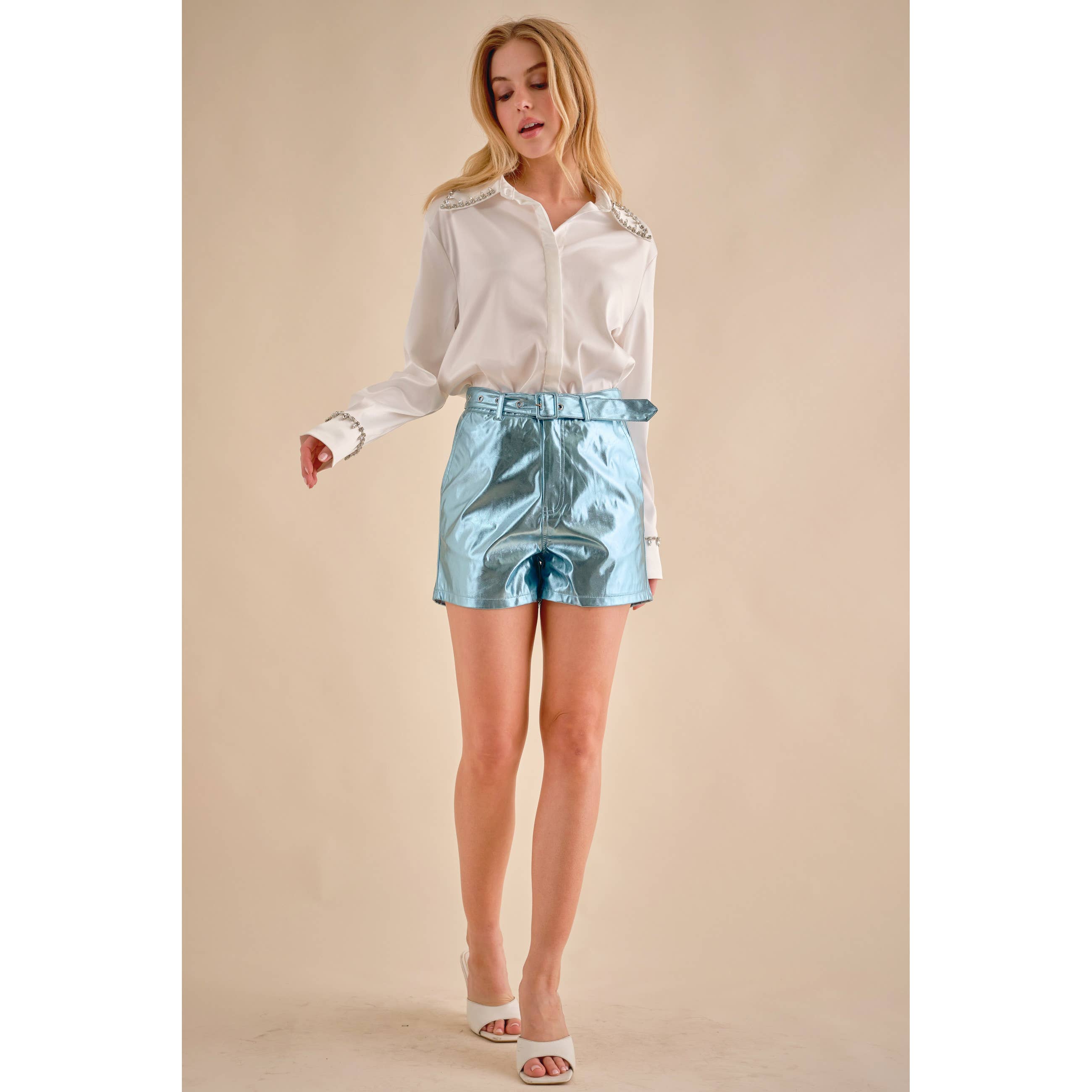 KIWI - Vendita all'ingrosso Pantaloncini - Donna - Pantaloncini con cintura a vita alta in pelle vegana metallizzata IP275023