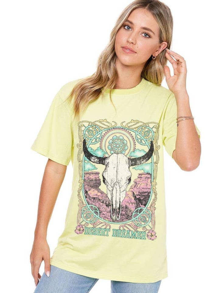 Haut à col rond graphique Desert Dreamer pour la vente par Foryeri