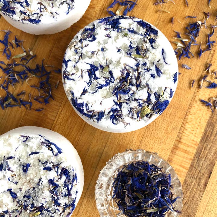 The Lavender Sachet - Wholesale Bath Bomb/Fizz - French Grey Sea Salt Bath Bombs