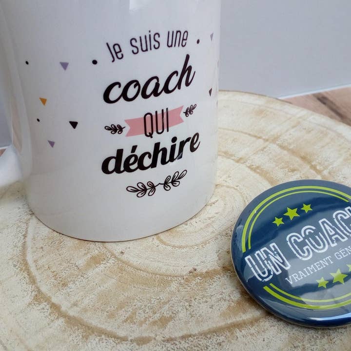 Portachiavi apribottiglie coach per la vendita all'ingrosso da parte di La vie en magenta