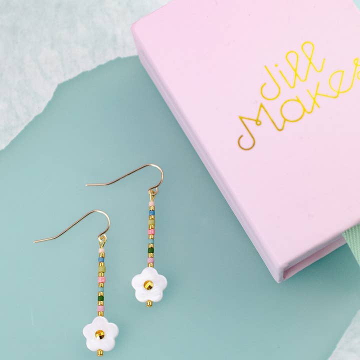 Jill Makes - Wholesale Dangle Earrings - Dainty Shell Rainbow Flower Earrings4