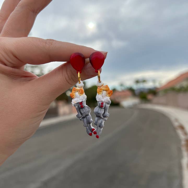 Hey There Peaches - Vendita all'ingrosso Orecchini pendenti - Orecchini in argilla polimerica dipinti a mano Pennywise1