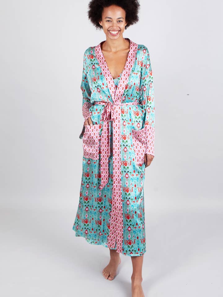 Peignoir long//« Iko » pour la vente par Jessica Russell Flint