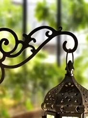 2 handgemaakte gietijzeren wandhaken voor wholesale door Deeply Rooted, a lil Texas shopping experience