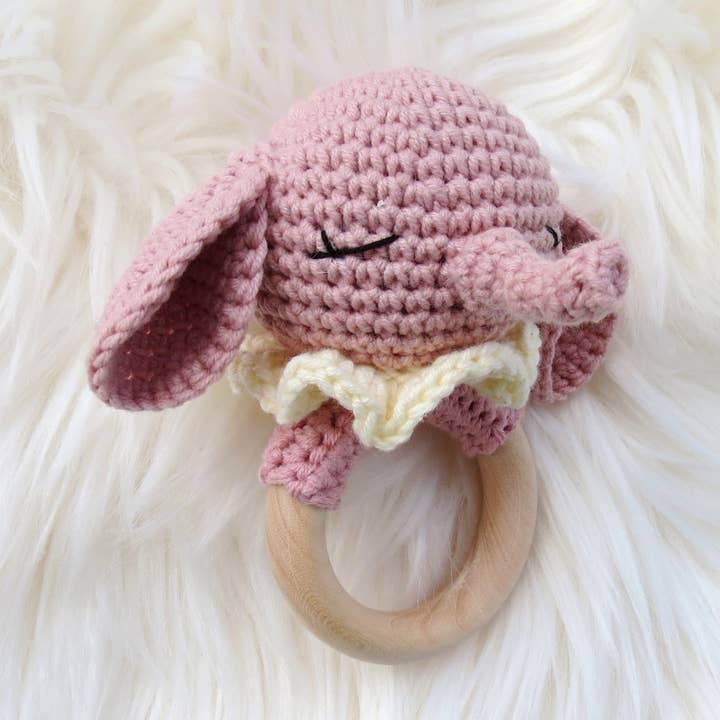 Dusty Pink Elefant Baby skallra Trä bitring Nyfödd gåva för wholesale av FairyBabyGifts