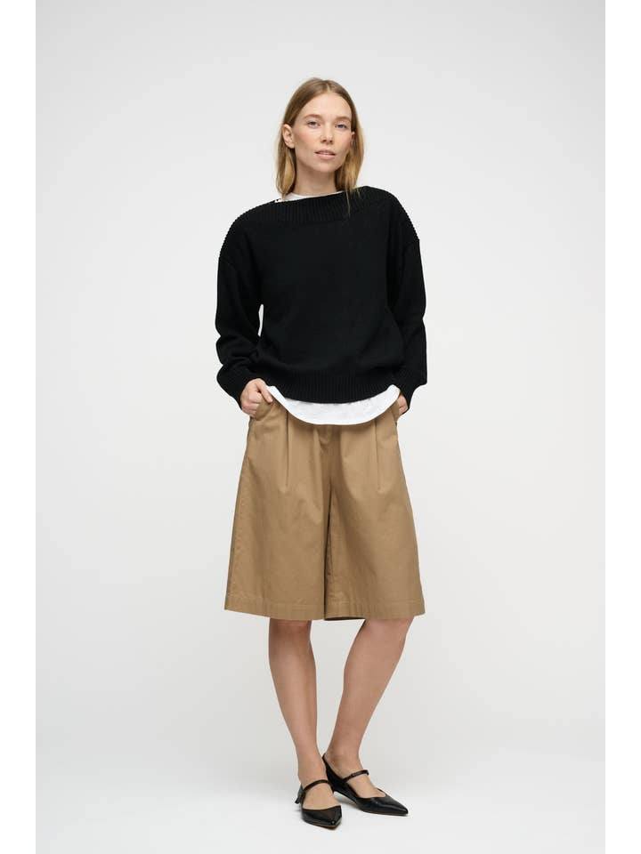 warm sand weekly shorts twill for wholesale on Faire3