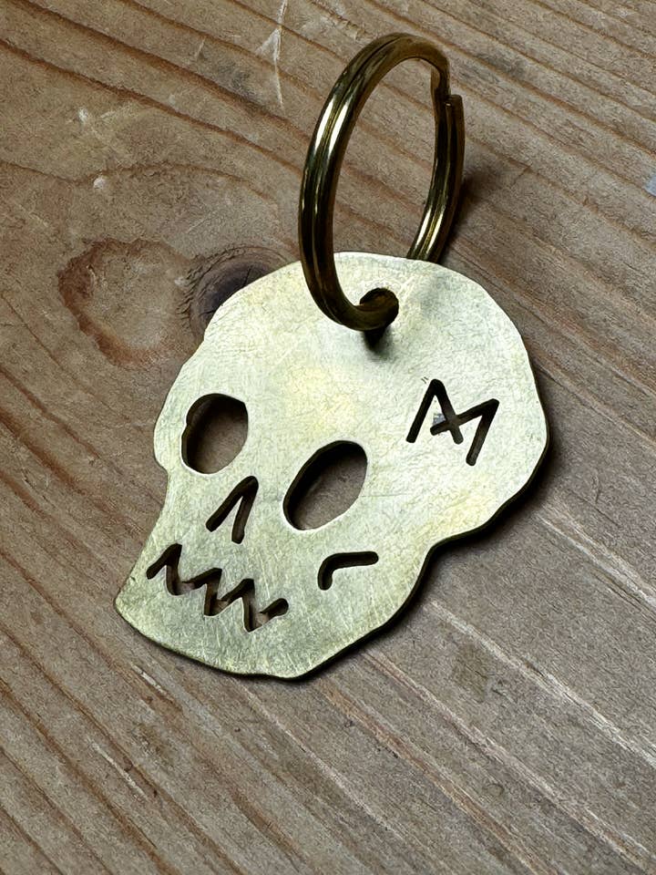 Llavero de latón con diseño de calavera para venta al por mayor de Maria Riding Company
