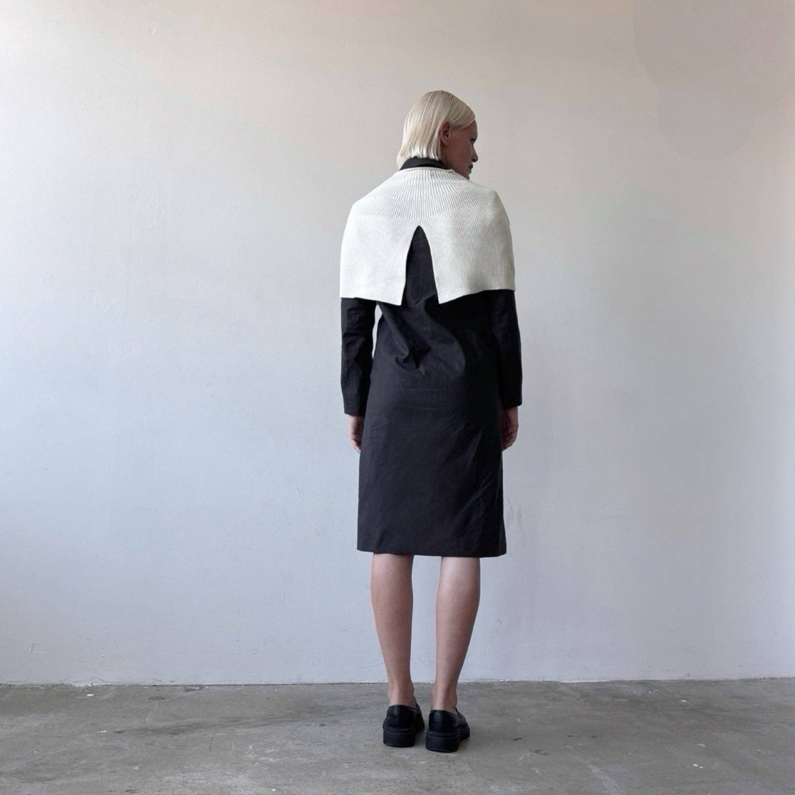 London Atelier Byproduct – wholesale Cape – Women's – Cream Mohair Wool Knitted Cape5