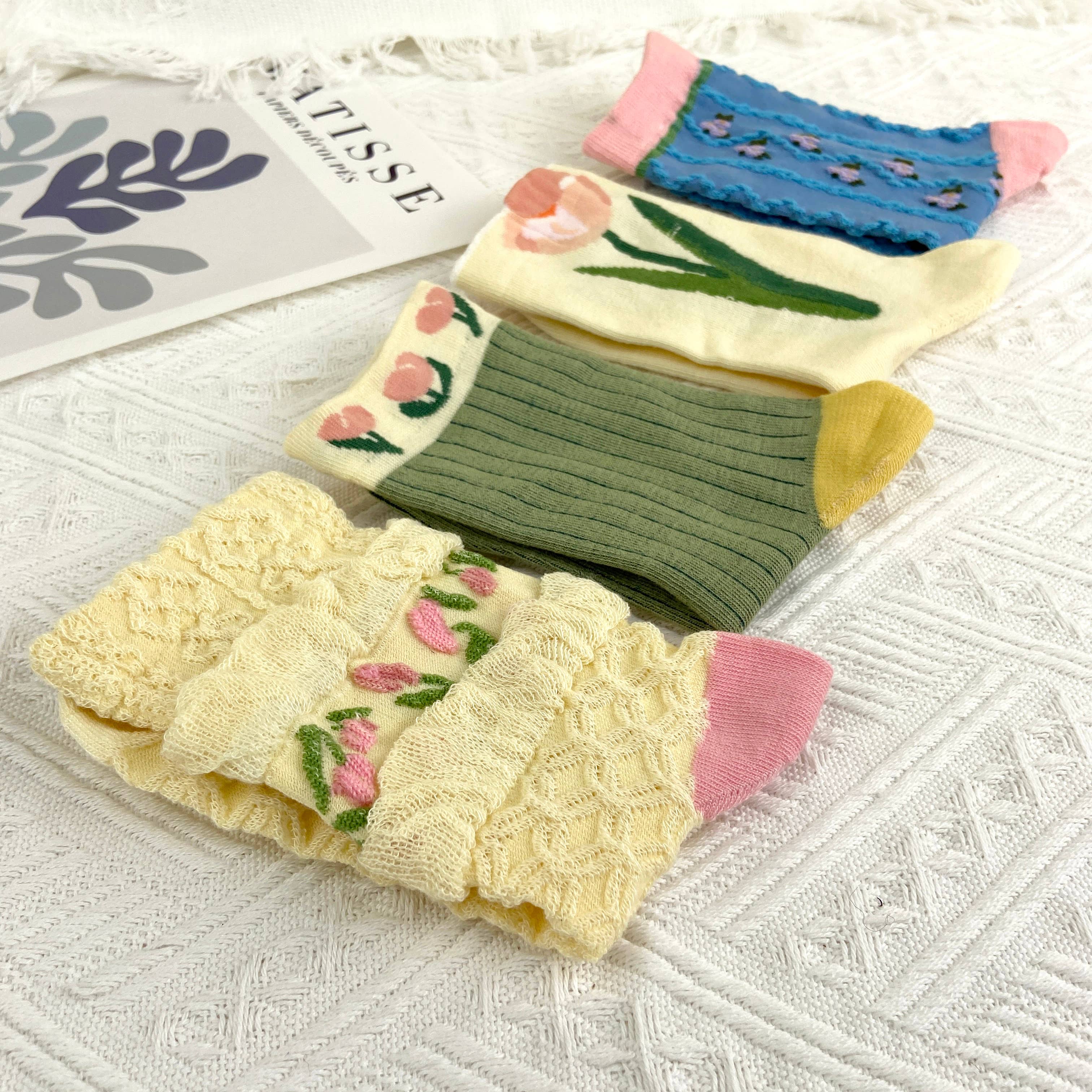 mildstyles - Vente Chaussettes – femme - Chaussettes vintage mi-mollet à motif floral tulipes13