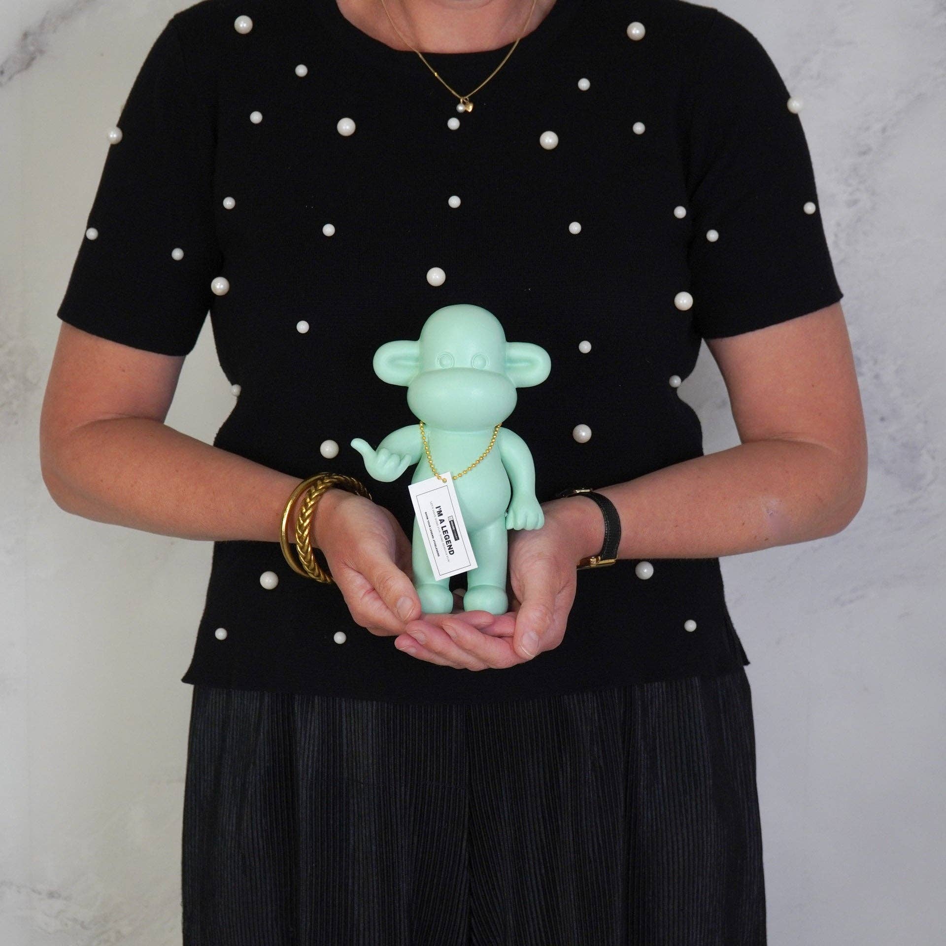 Housevitamin bv - Wholesale Decorative Figurine - Ornament - Hang Loose Monkey Figurine 'The Legend' - Polyresin -Mintgreen - 11x7x19cm3