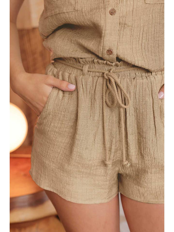 Blu Pepper – wholesale Shorts – Dam – SKRYNKLIGA VOLANGBYXOR MED DRAGKEDJA9