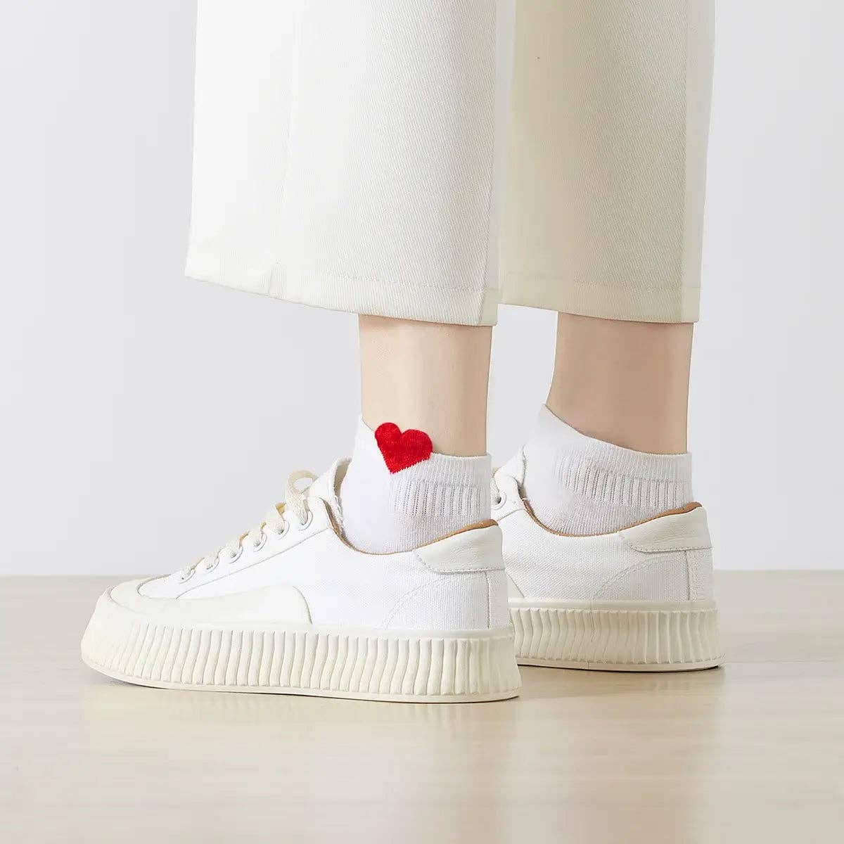 multicolor Lote de 5 Calcetines Corazón Pequeño Mujer I 35-41 de venta al por mayor en Faire4