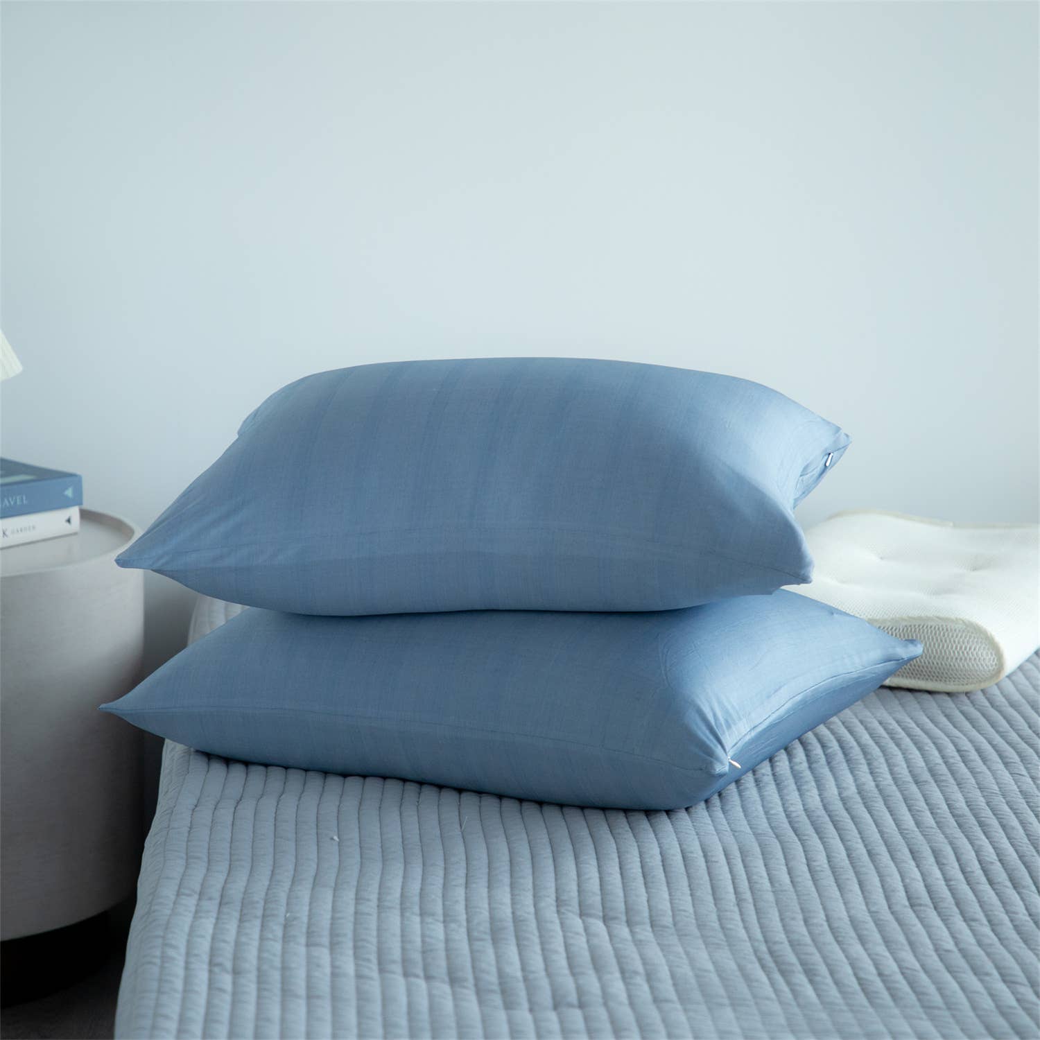 Kasentex - Wholesale Bedding Pillowcase/Sham - Soft Pillowcases - Set of 2 - Zipper Cool Touch1