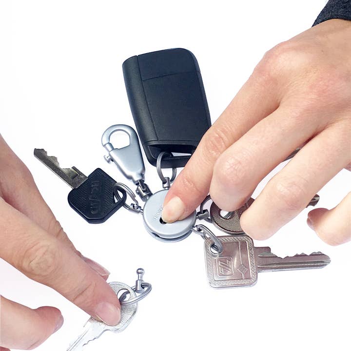 TROIKA GERMANY GmbH – Großhandel Schlüsselanhänger – Unisex – PATENT Schlüsselorganizer + Karabiner | einfach erweiterbar