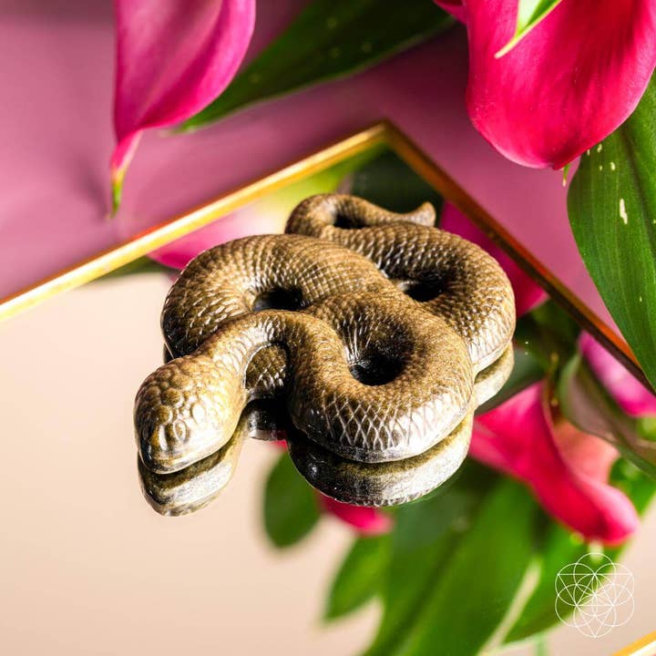 Conscious Items – Großhandel Spiritueller Stein/Kristall – Ungebrochen: Der Goldene Obsidian-Schlangentotem2