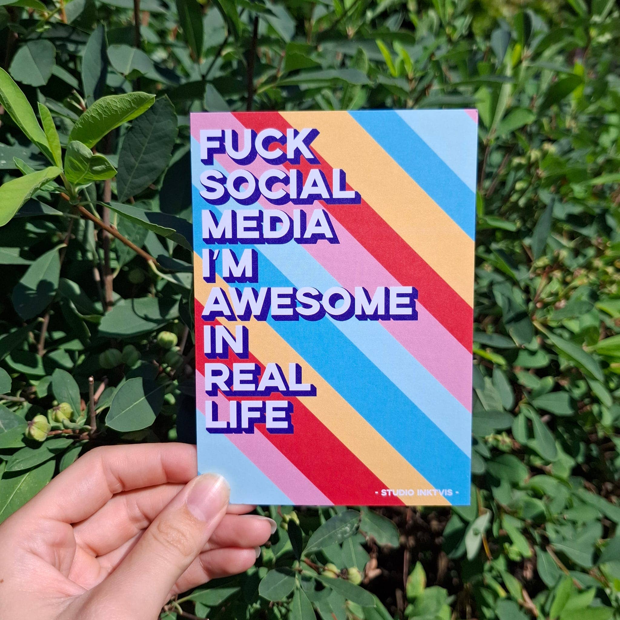 Studio Inktvis - Wholesale Postcard - Quote postcard Fuck social media2