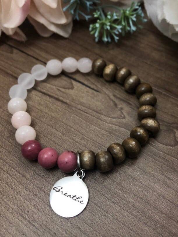 Bracciale Breathe - Bracciale Mala in pietre miste e legno invecchiato per la vendita all'ingrosso da parte di Made by Megan Jewelry