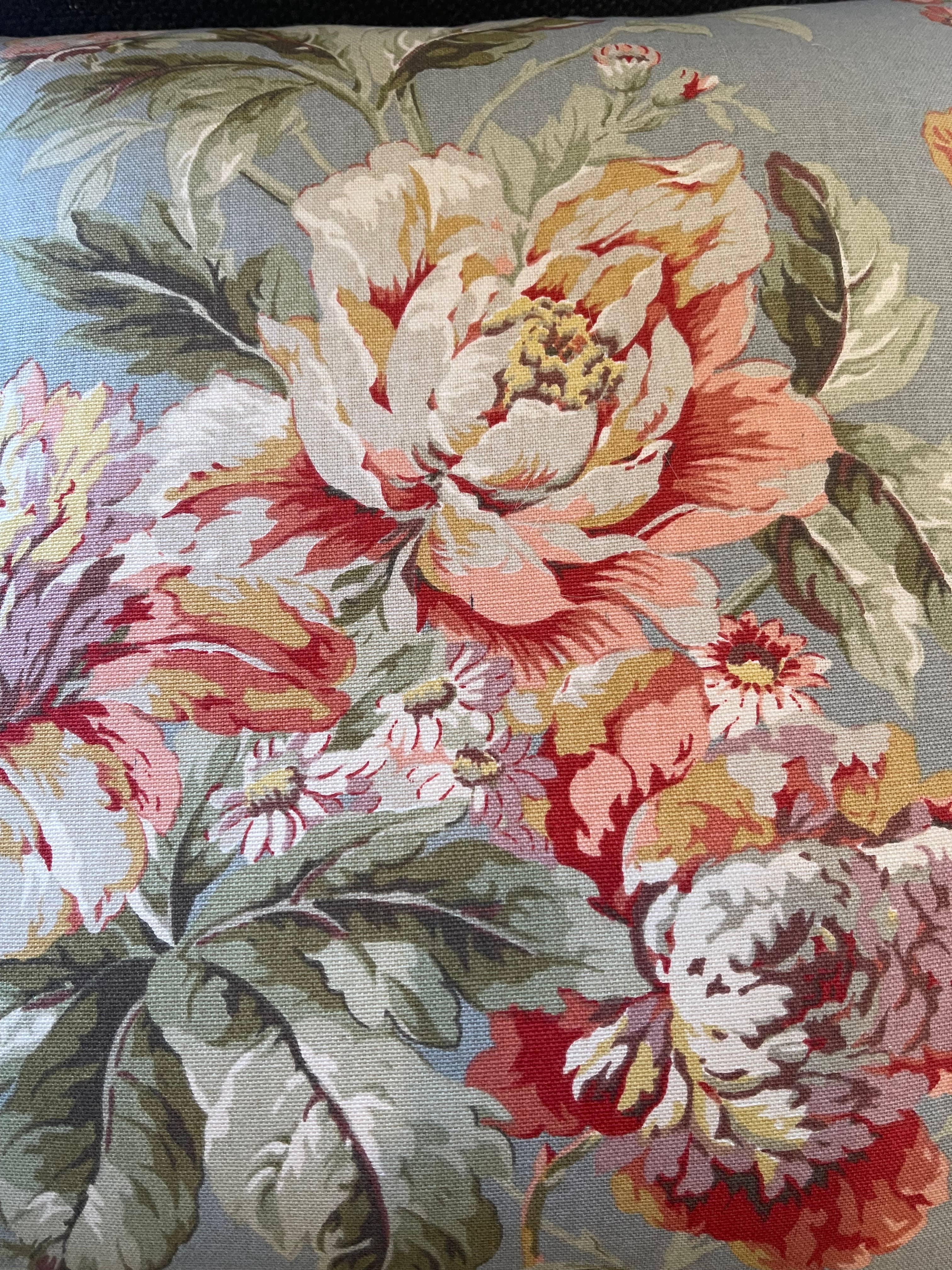 Dahlia & Grace pillows – wholesale Throw/decorative pillow – Esme Floral Throw Pillow with Feather Insert         2