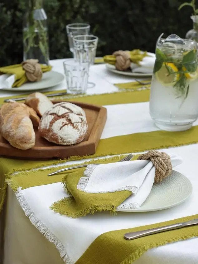 Liem Home - Vente Serviettes de table en tissu - Serviettes en lin élégantes à franges pour décoration de mariage6