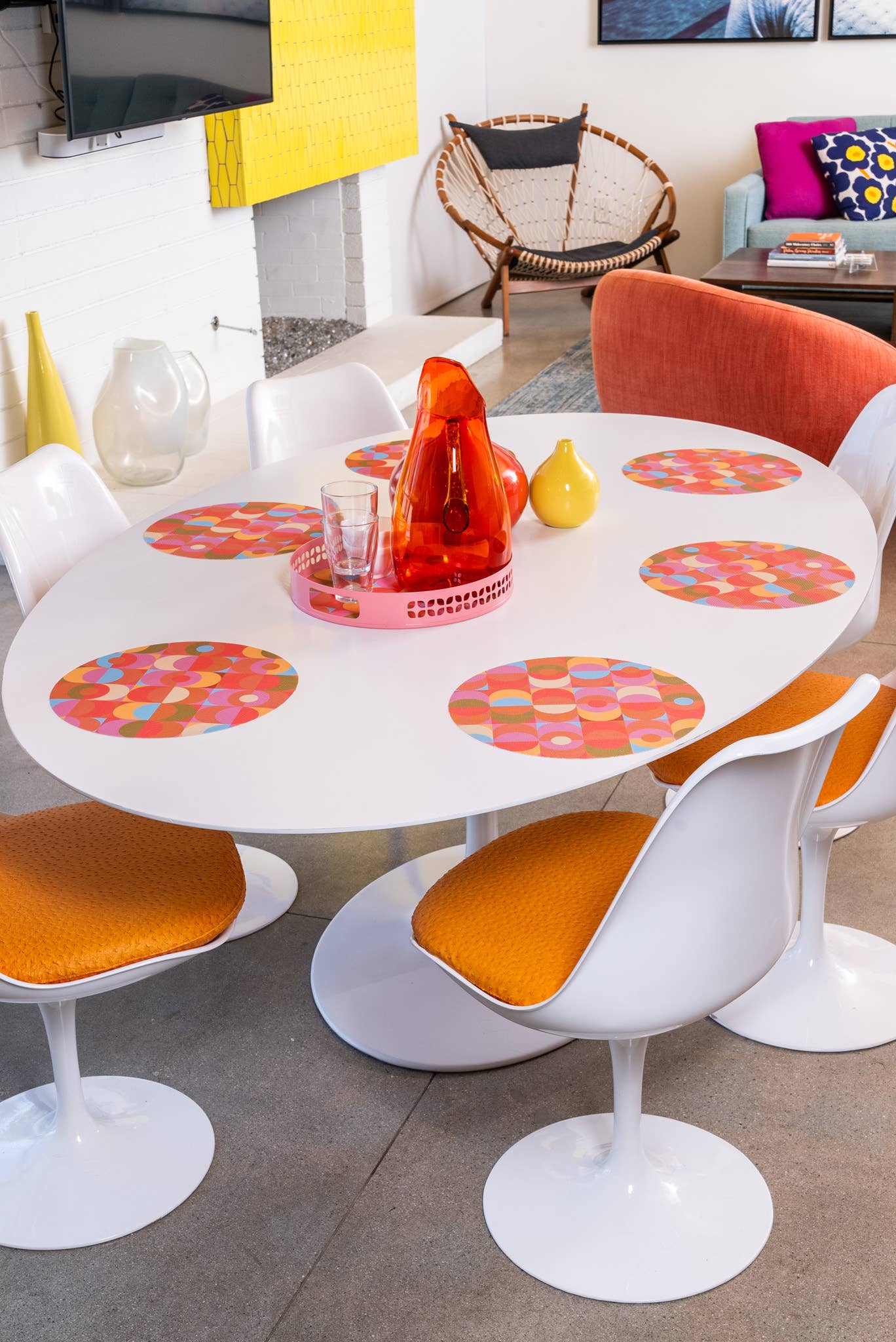 hide+seek SUPPLY CO - Wholesale Placemat - Blink double-sided Round Woven Placemat 12.6" diameter3