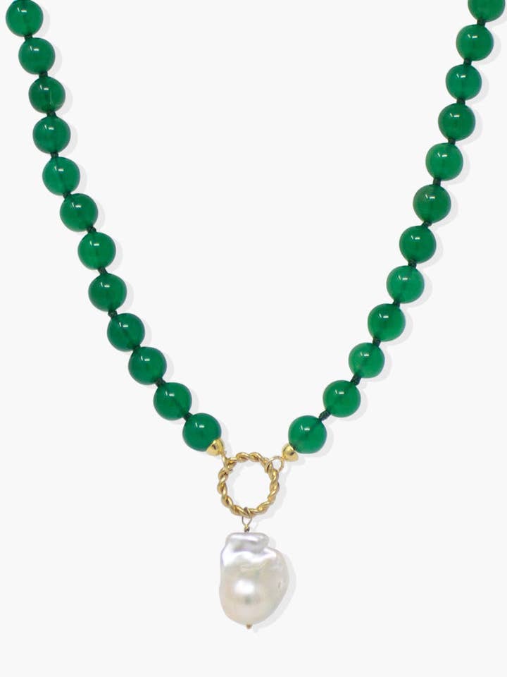 Luccichio Green Quartz Necklace With A Pearl for wholesale by Vintouch Jewels
