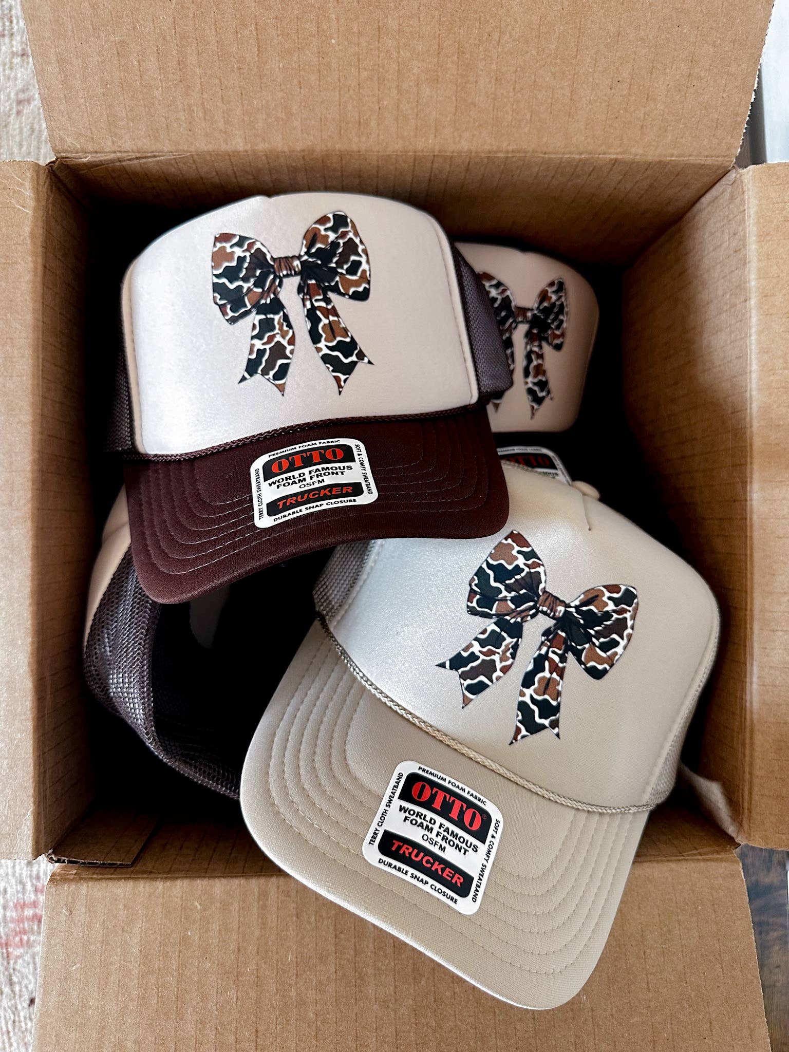 Hartland Goods – wholesale Trucker hat – Women’s – Camo Bow Trucker Hat1