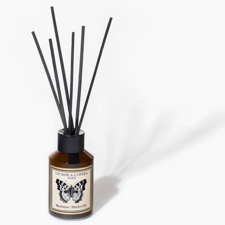 100 ml Fragrance Diffuser-Christmas Gift-Madame Butterfly for wholesale by Un Soir A L'Opéra - Wholesale