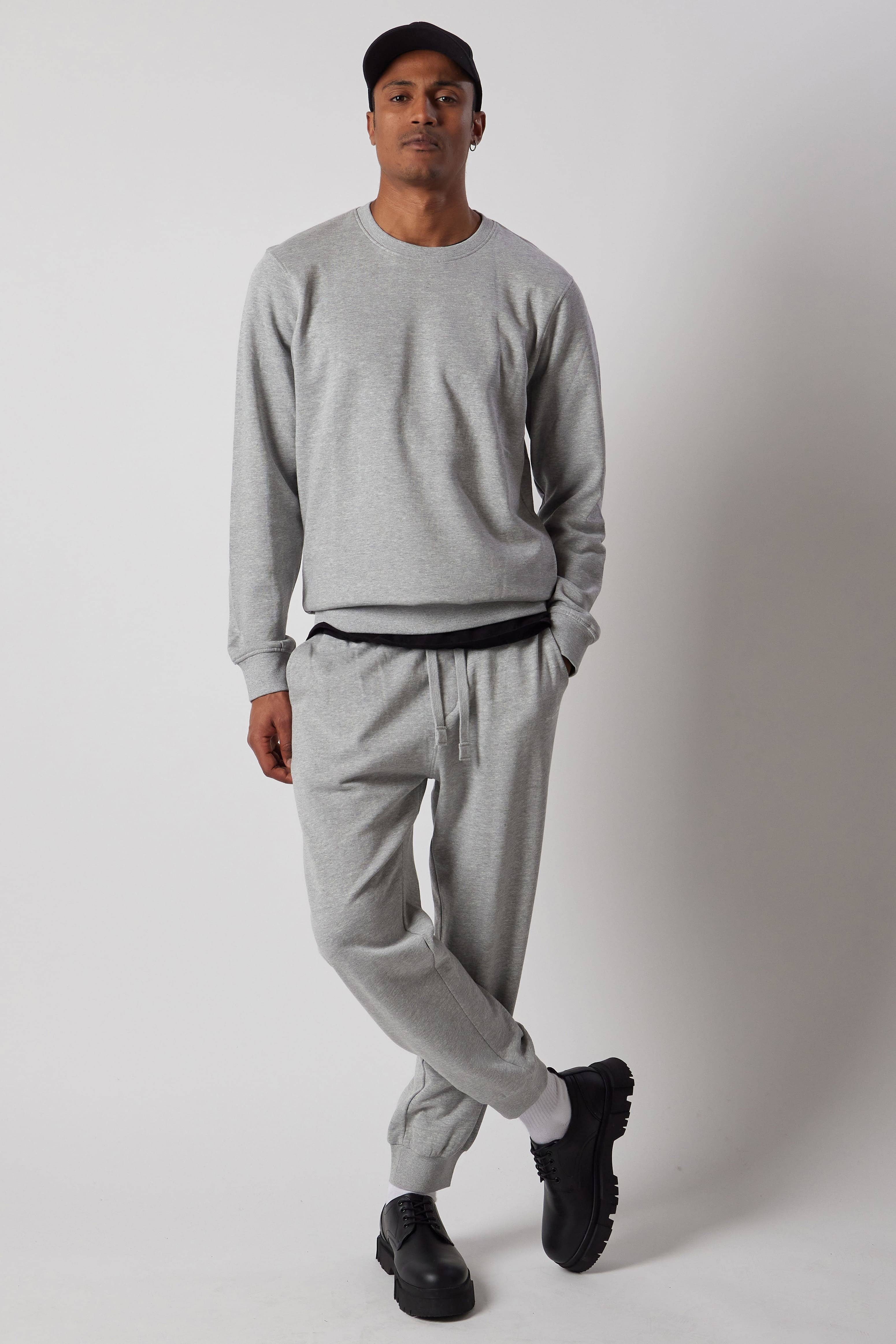 OWN OFF WITH NATURE - Wholesale Lounge Set - Men's - Crewneck Sweatshirt Set + Fleece Joggers2