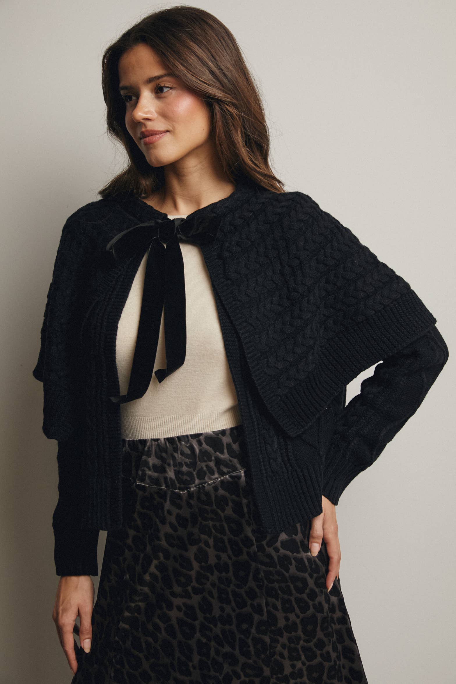 Forte – wholesale Cardigan – Women’s – Cable Knit Capelet Cardigan with Velvet Bow FSW0017 6