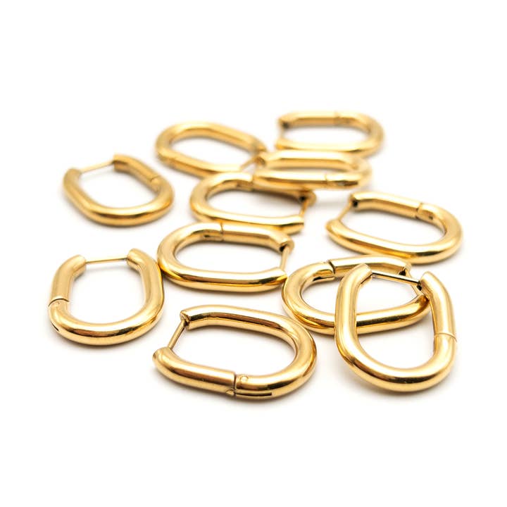 Orecchini a cerchio Paperclip • Ipoallergenici • Oro PVD 18K per la vendita all'ingrosso da parte di UBNY Collection