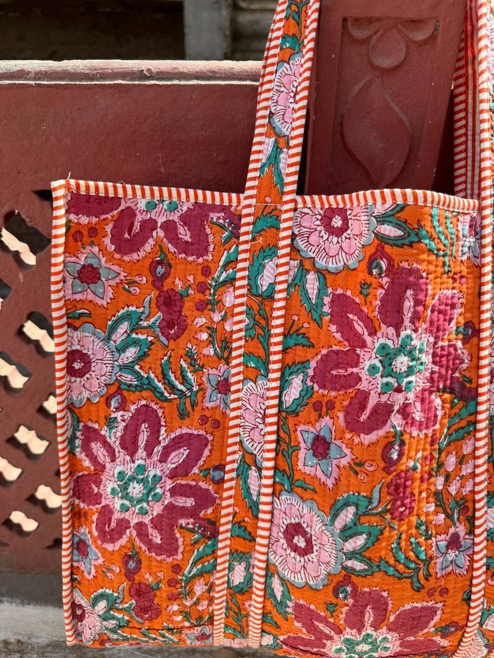 bhavnas boutique - Wholesale Tote Bag - Women's - Orange Cotton Floral Printed Quilted Market Bag Shopping Bag1