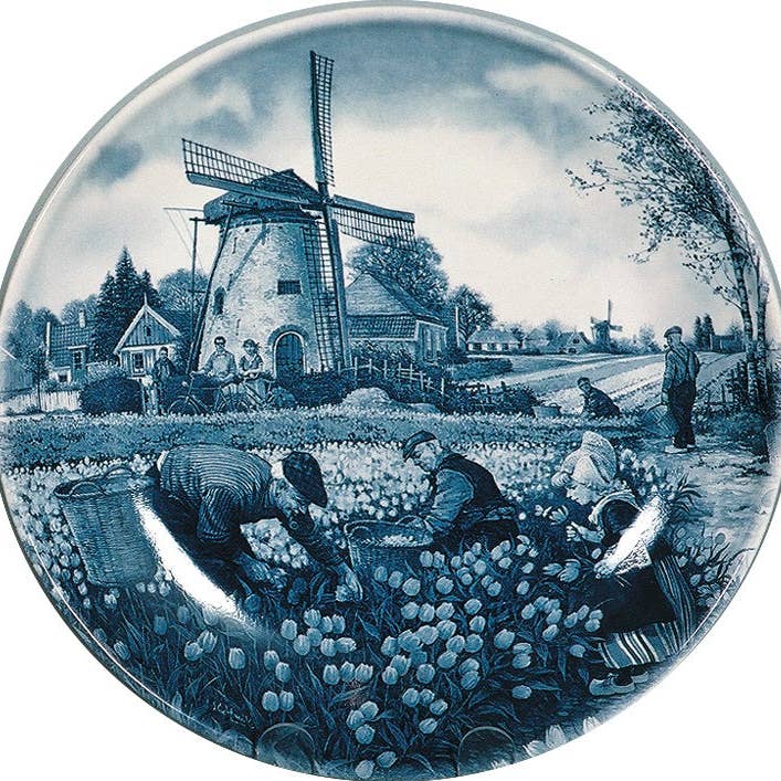 European Heritage Gifts - Wholesale Decorative plate/dish/bowl - Dutch Tulip Pickers Collector Plates0