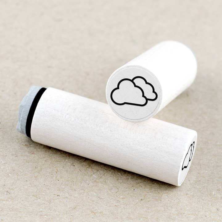 Mini-temple sur les nuages pour la vente par Merry and Bright