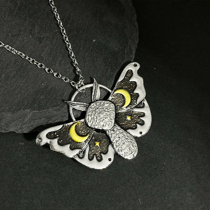 Colar Vintage Prata Moth por atacado de GemMeet