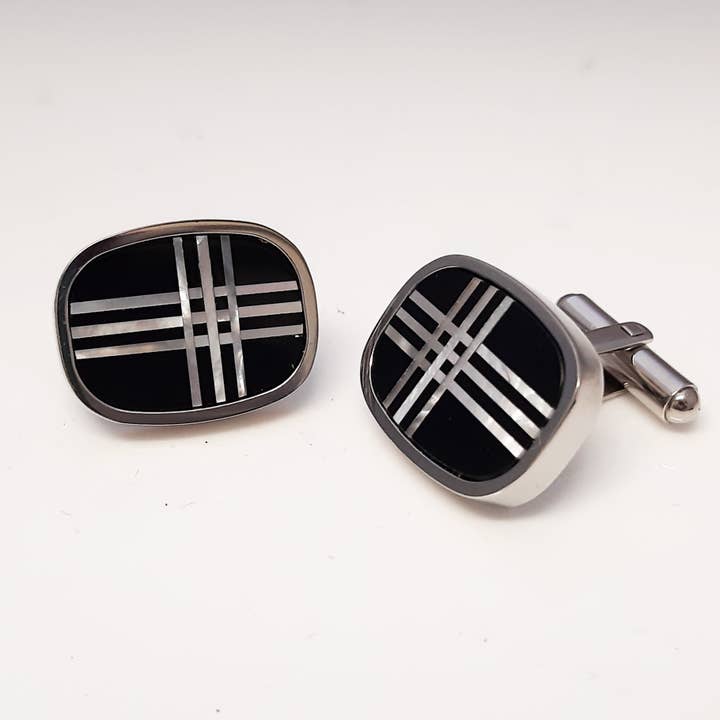 Vadrouille Onyx Grid pour la vente par CLANDELA