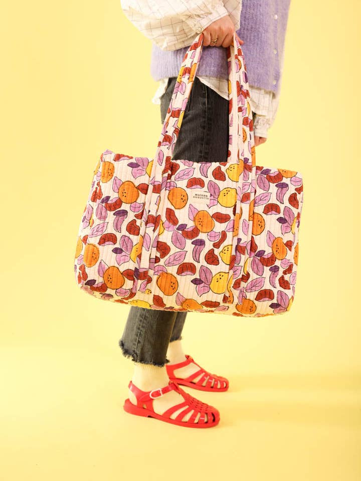 Pomelo-lilla weekendtaske for engroshandel hos Maison Augustin