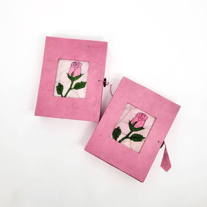 Eclectic Woodchuck - Venta al por mayor Cajas decorativas - Mini caja de papel maché Rose Bud Batik1