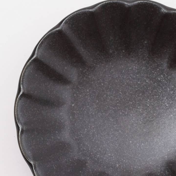 LAKOLE - Wholesale Serving Plate - Chrysanthemum Plate Small1