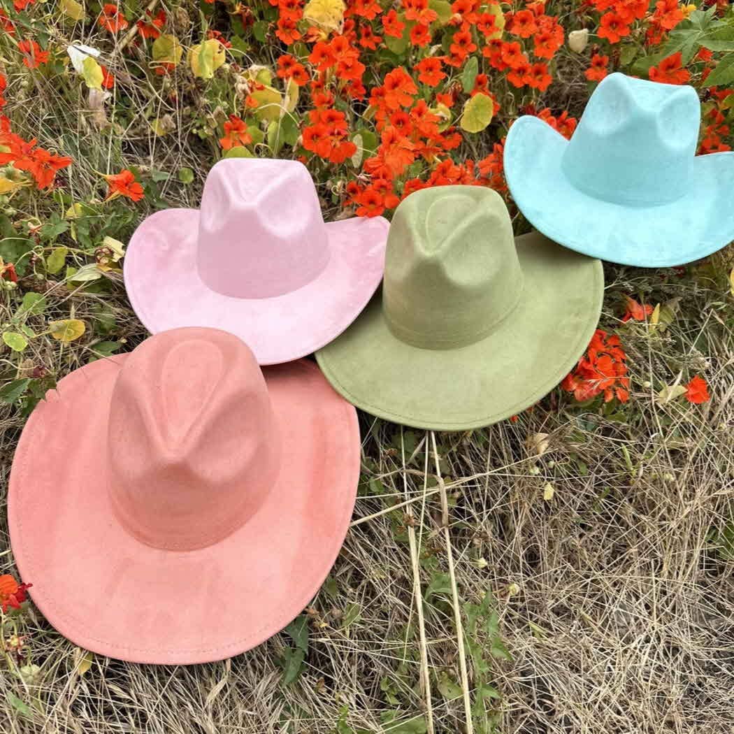Queens INC – wholesale Cowboy Hat – Women’s – Best seller !!  Fashion Vegan suede Cowboy hat 42