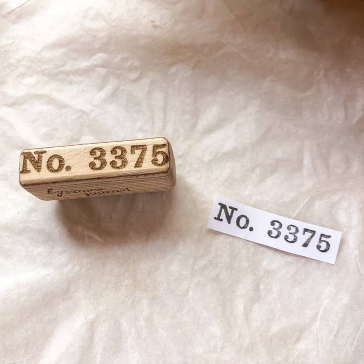 samesjournal – wholesale Gummistämpel/dekorativ stämpel – Trä stämpelnummer, frimärken, laser stämplar, vintage, samesjou