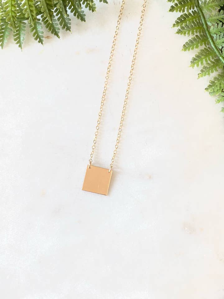 Fyrkantigt guld halsband för wholesale av Fairwells Jewelry