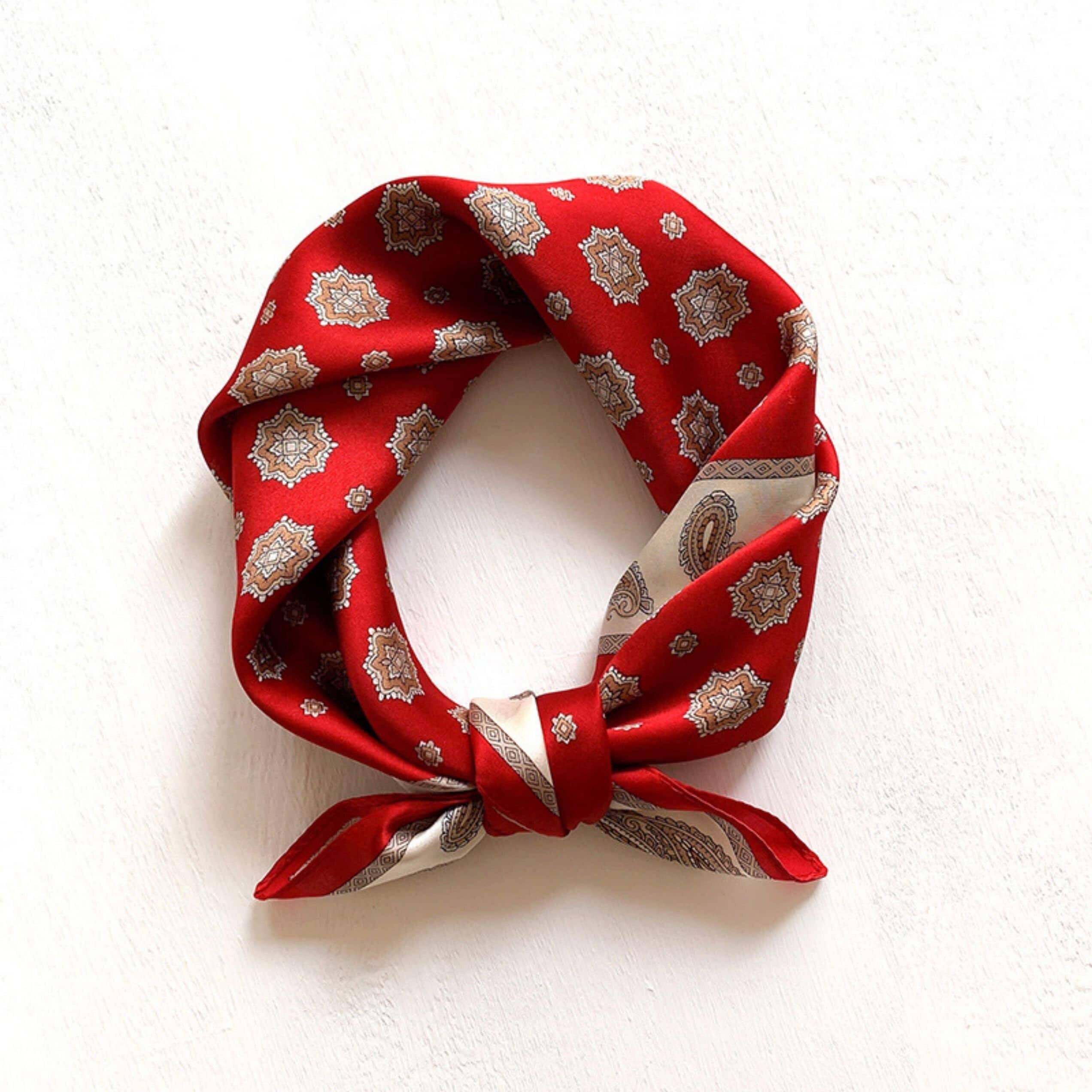 SueSilkHK – Großhandel Schal – Damen – Böhmisches Schmucksteingrün, 100% Maulbeerseide, Kopftuch aus Seide, Haarschal aus Seide, Halstuch aus Seide, Muttertagsgeschenke, Taschenzubehör, Geschenk für sie2