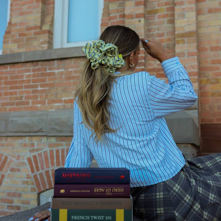 KAXI - Vendita all'ingrosso Scrunchie - Donna - Maxi scrunchie a righe universitarie2