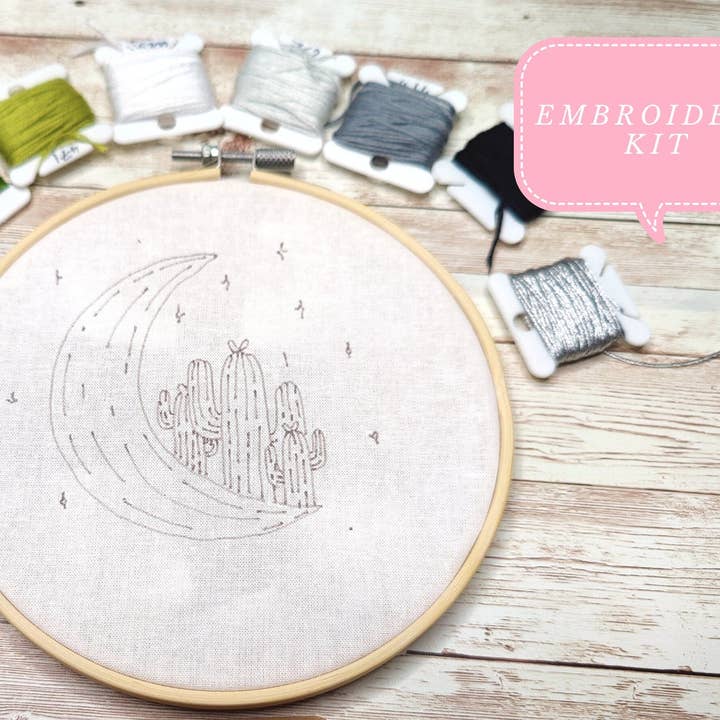 Cactus Moon Kit, voorbedrukt handborduurpakket UK voor wholesale door Kims Crafty Corner